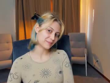 angelinaholly
