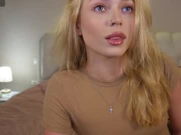 kelly peachpiee