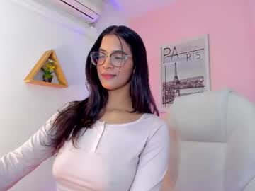 lovely oliviaa