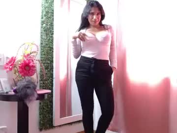 lyana crown