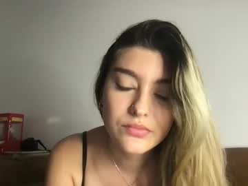 maskedblondegir