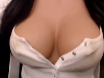 miya boobs