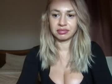 olivia mur27
